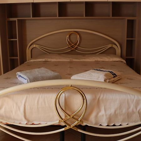 Appartamento Casa Andreea Vicino Al Centro Di Olbia Iun R5904 Esterno foto