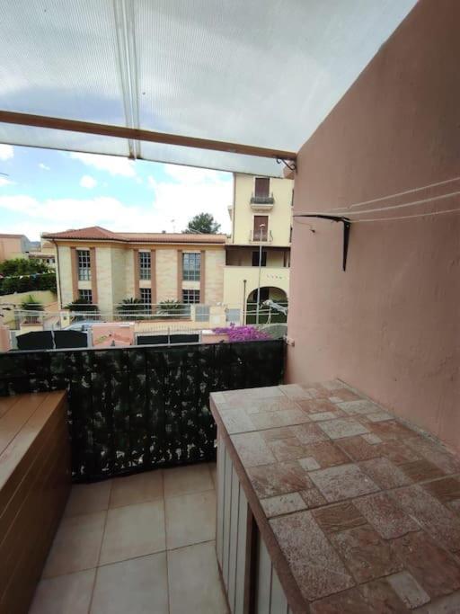 Appartamento Casa Andreea Vicino Al Centro Di Olbia Iun R5904 Esterno foto