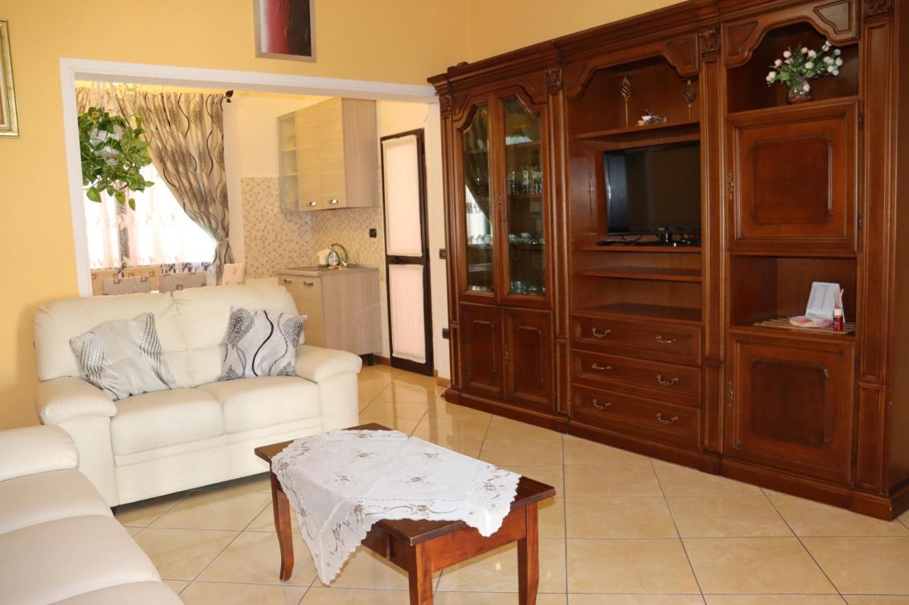 Appartamento Casa Andreea Vicino Al Centro Di Olbia Iun R5904 Esterno foto