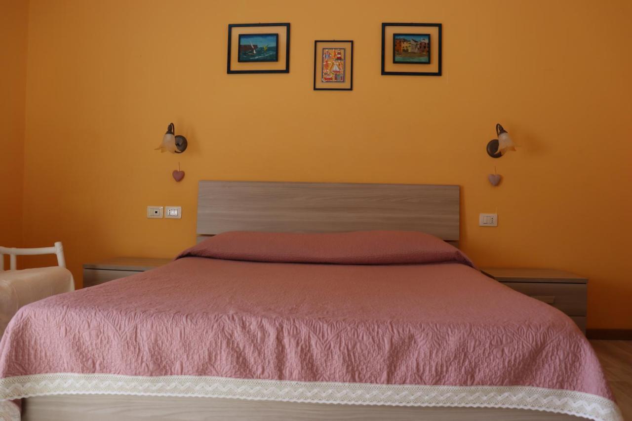 Appartamento Casa Andreea Vicino Al Centro Di Olbia Iun R5904 Esterno foto