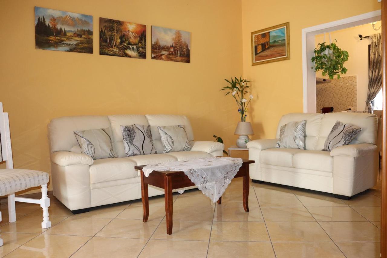 Appartamento Casa Andreea Vicino Al Centro Di Olbia Iun R5904 Esterno foto