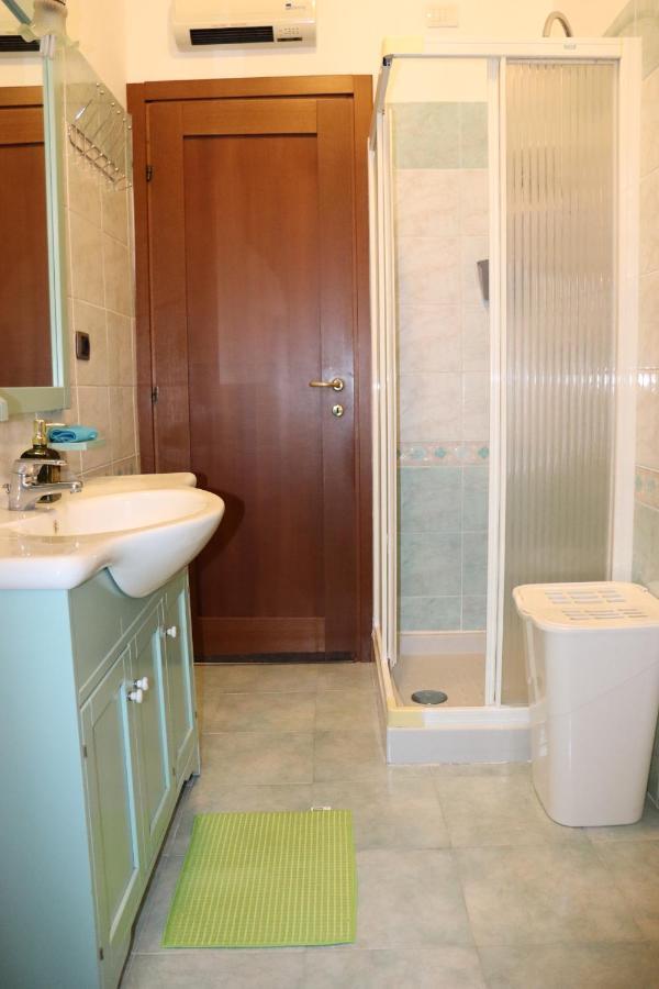 Appartamento Casa Andreea Vicino Al Centro Di Olbia Iun R5904 Esterno foto