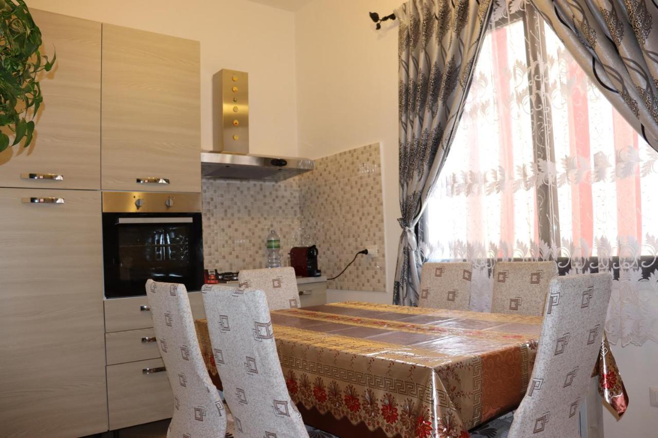 Appartamento Casa Andreea Vicino Al Centro Di Olbia Iun R5904 Esterno foto