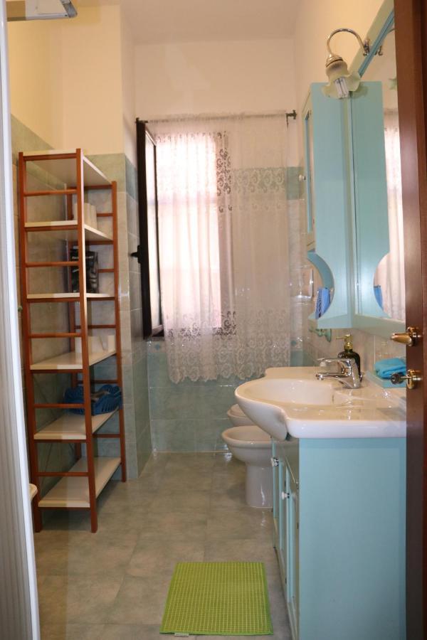 Appartamento Casa Andreea Vicino Al Centro Di Olbia Iun R5904 Esterno foto
