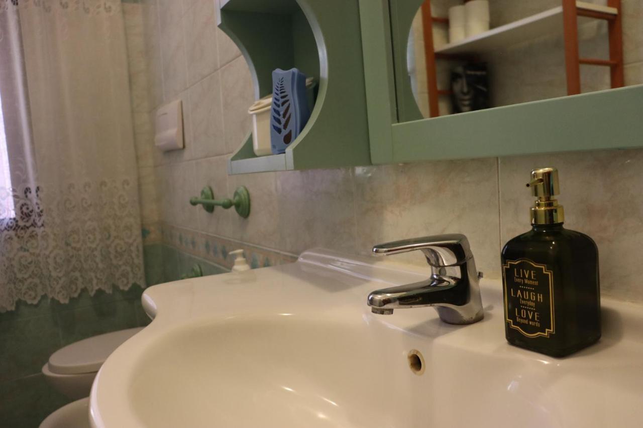 Appartamento Casa Andreea Vicino Al Centro Di Olbia Iun R5904 Esterno foto