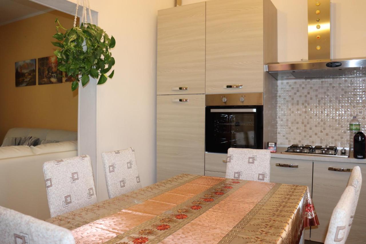 Appartamento Casa Andreea Vicino Al Centro Di Olbia Iun R5904 Esterno foto